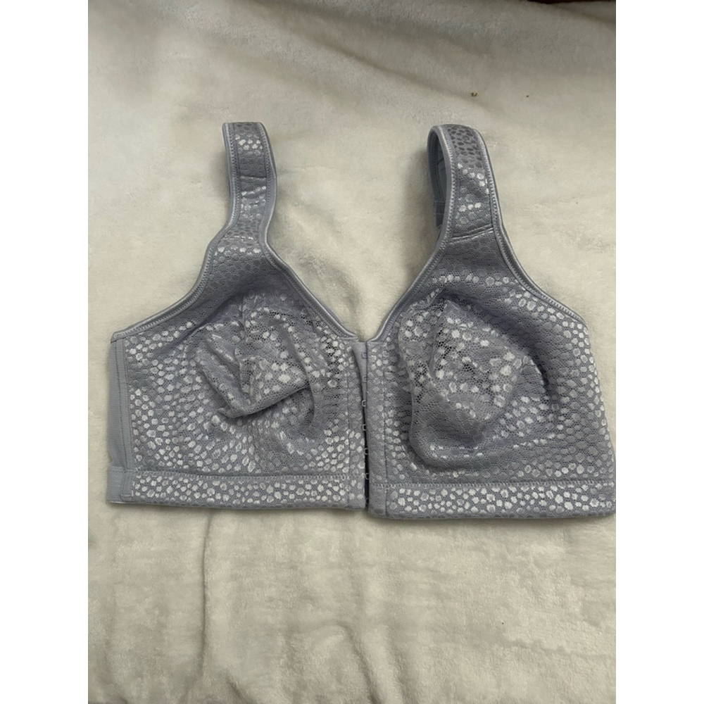 Women's Breezies Wireless Light Blue Bra, Size 38C